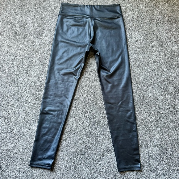Wild Fable shiny leggings. - Picture 5 of 11